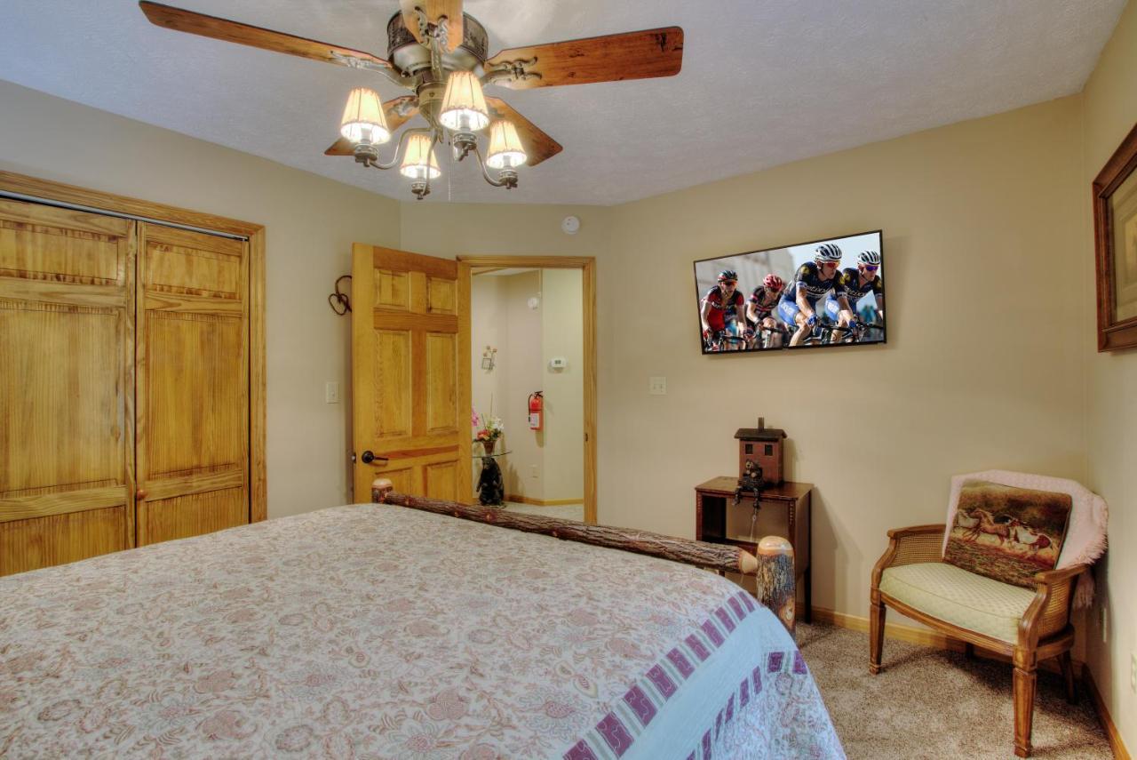 Gorgeous "Country Roads" By Honeybearcabins 4Br 4Ba, Next To Pool, Easy Drive, Main Strip Location! Pigeon Forge Extérieur photo