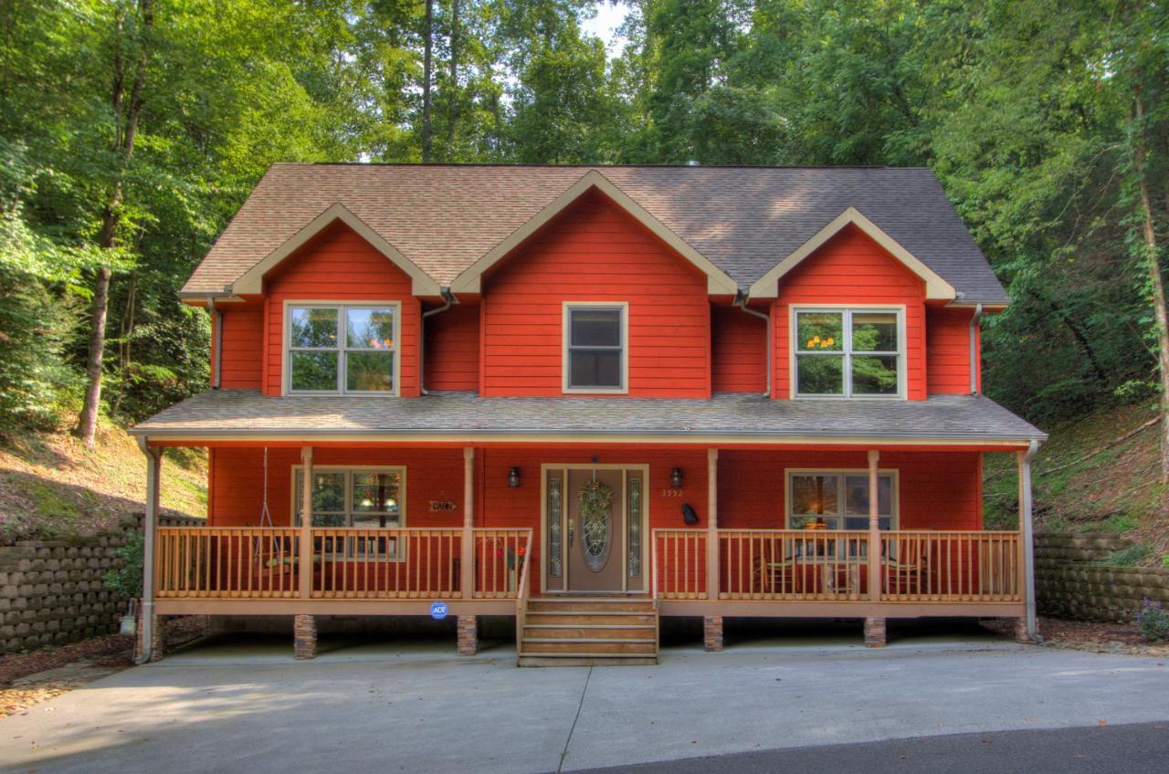 Gorgeous "Country Roads" By Honeybearcabins 4Br 4Ba, Next To Pool, Easy Drive, Main Strip Location! Pigeon Forge Extérieur photo
