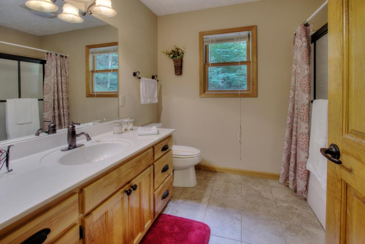 Gorgeous "Country Roads" By Honeybearcabins 4Br 4Ba, Next To Pool, Easy Drive, Main Strip Location! Pigeon Forge Extérieur photo