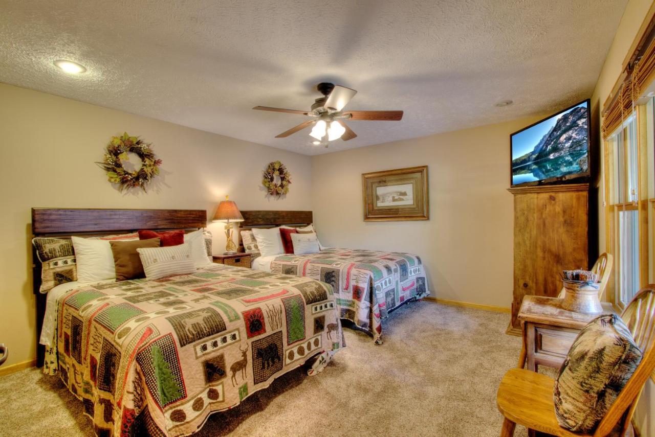 Gorgeous "Country Roads" By Honeybearcabins 4Br 4Ba, Next To Pool, Easy Drive, Main Strip Location! Pigeon Forge Extérieur photo
