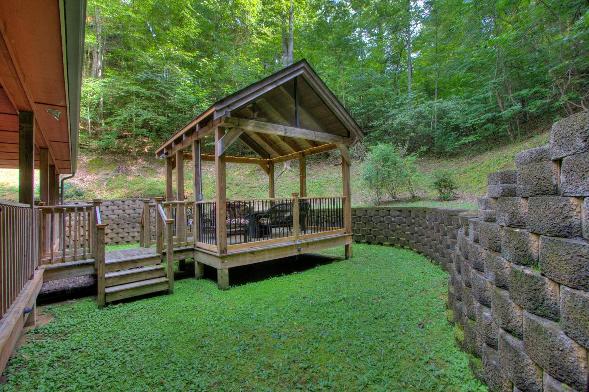 Gorgeous "Country Roads" By Honeybearcabins 4Br 4Ba, Next To Pool, Easy Drive, Main Strip Location! Pigeon Forge Extérieur photo